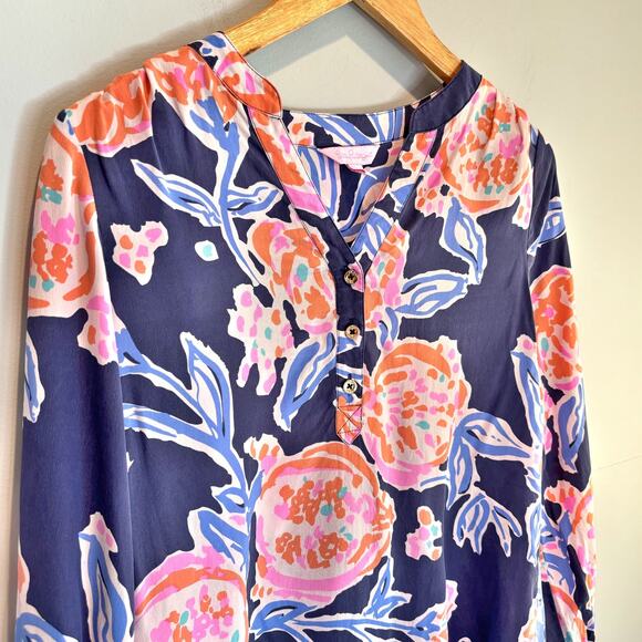 Lilly Pulitzer Alexandra Silk Floral Top - size Small - Picture 3 of 7